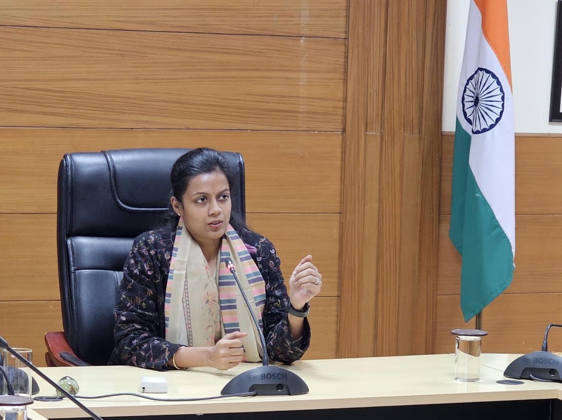 DC asks rural department officials to ensure completion of playgrounds, Anganwadi and ponds by the end of the financial year